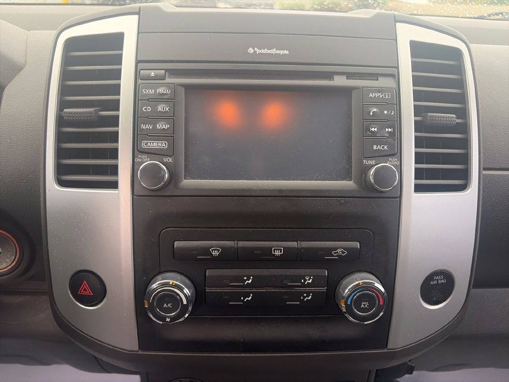 Used 2014 Nissan Xterra PRO-4X w/ Pro-4x Leather Package AWD/4WD image 18