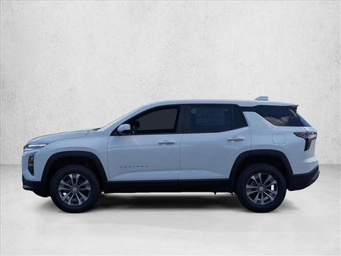 New 2026 Chevrolet Equinox LT w/ Safety and Technology Package FWD image 5