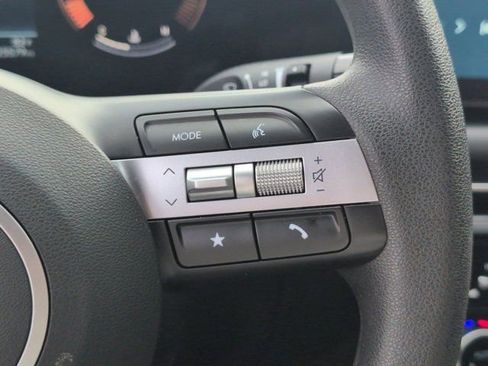 Used 2025 Hyundai Santa Cruz SEL FWD image 21