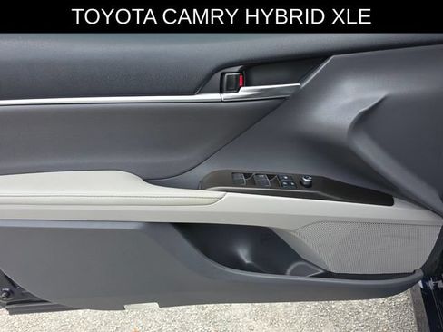 Used 2022 Toyota Camry XLE FWD image 24