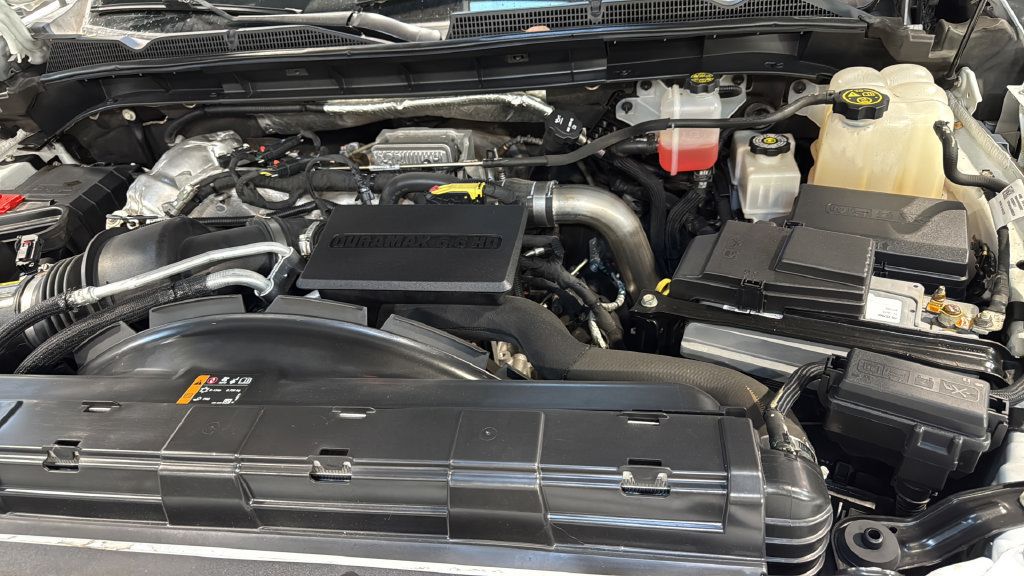 Used 2022 GMC Sierra 3500 AT4 w/ AT4 Preferred Package AWD/4WD image 37