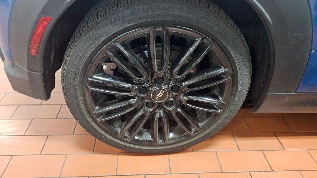 Used 2024 MINI Cooper S FWD image 5