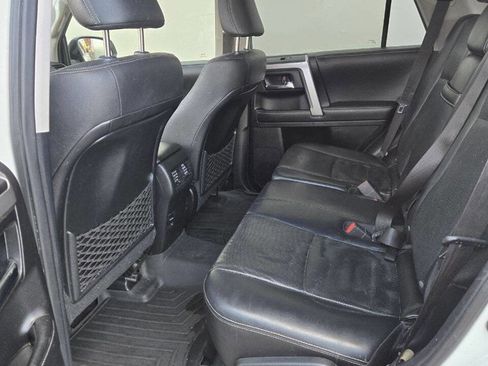 Used 2014 Toyota 4Runner Limited image 11