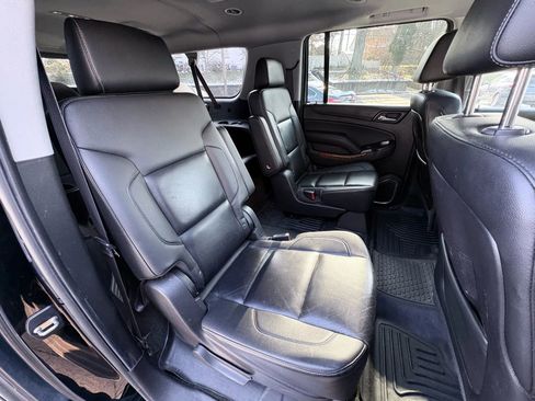 Used 2015 Chevrolet Suburban LTZ image 20