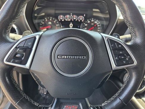 Used 2019 Chevrolet Camaro SS RWD image 8