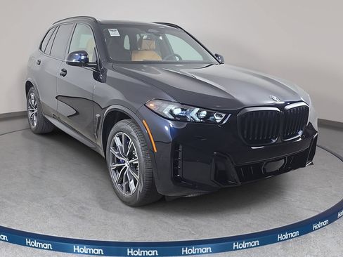 New 2026 BMW X5 xDrive40i w/ M Sport Package AWD/4WD image 3