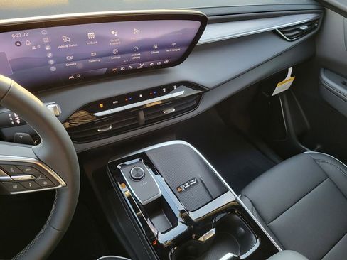 New 2026 Buick Enclave Preferred image 8