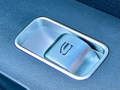 Certified 2022 Mercedes-Benz GLE 350 4MATIC image 38