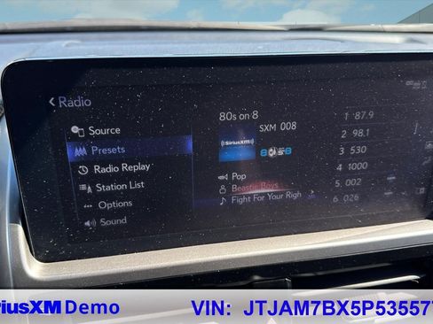 Certified 2023 Lexus GX 460 Premium w/ Premium Plus Package AWD/4WD image 37