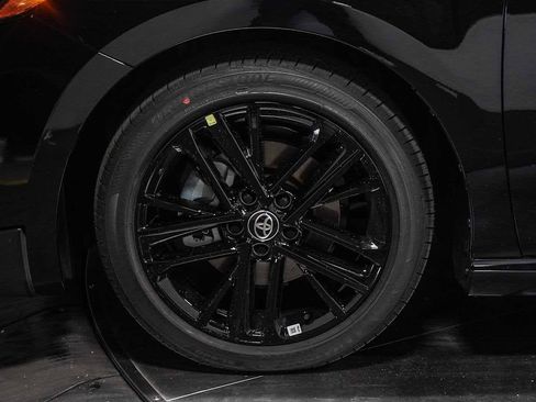 New 2026 Toyota Camry SE image 9