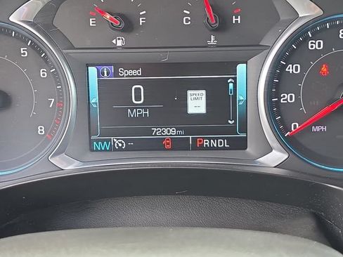 Used 2019 Chevrolet Traverse Premier FWD image 27