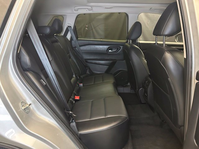 Certified 2024 Nissan Rogue SV w/ SV Premium Package AWD/4WD image 17