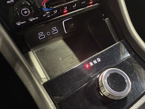 Used 2024 Jeep Grand Cherokee L Laredo image 27