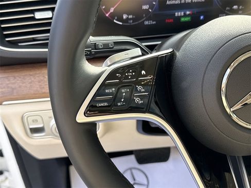 Certified 2025 Mercedes-Benz GLE 450e 4MATIC image 28