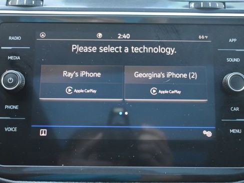 Used 2023 Volkswagen Tiguan SE R-Line image 22