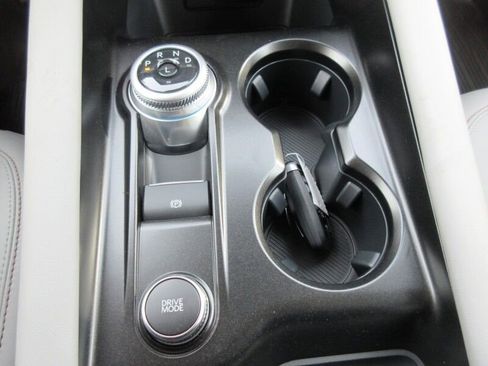 New 2026 Ford Explorer Active image 26