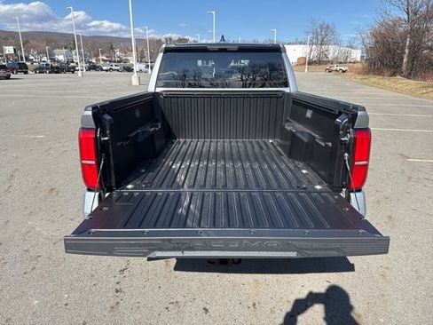 New 2026 Toyota Tacoma SR5 image 5