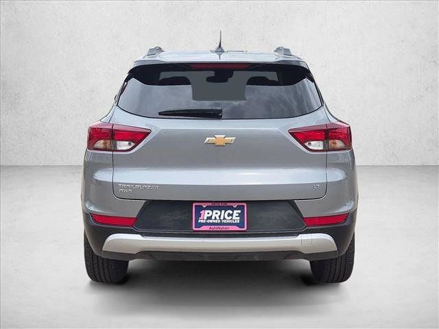 Used 2025 Chevrolet TrailBlazer LT AWD/4WD image 7