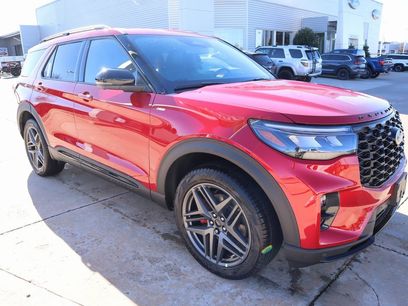 New 2026 Ford Explorer ST-Line w/ ST-Line Street Pack