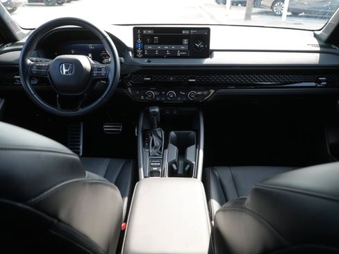 Used 2023 Honda Accord Sport image 18
