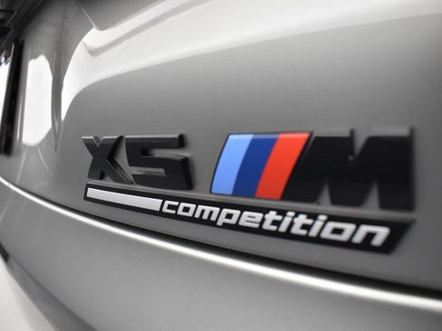 Used 2021 BMW X5 M AWD/4WD image 23