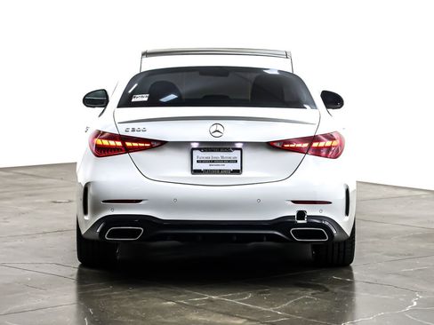Used 2023 Mercedes-Benz C 300 Sedan image 5