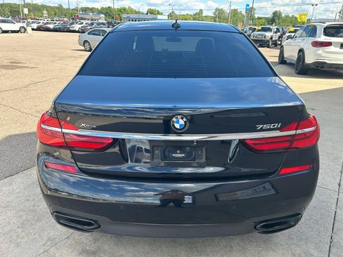 Used 2018 BMW ALPINA B7 xDrive AWD/4WD image 6
