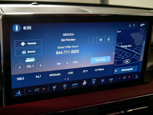 Used 2023 Lincoln Corsair Reserve w/ Equipment Group 202A AWD/4WD image 22