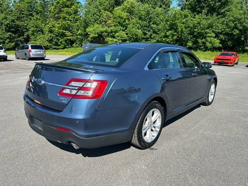 Used 2018 Ford Taurus SEL w/ Equipment Group 201A AWD/4WD image 5