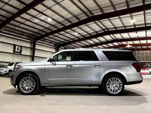 Used 2024 Ford Expedition Max Limited image 7