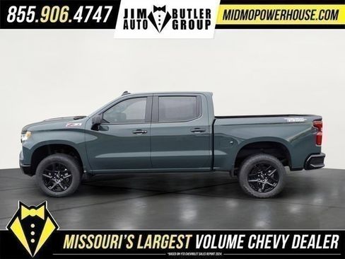 New 2026 Chevrolet Silverado 1500 LT Trail Boss w/ Convenience Package II AWD/4WD image 2
