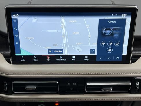 Used 2022 Lincoln Nautilus Reserve w/ Equipment Group 201A AWD/4WD image 27