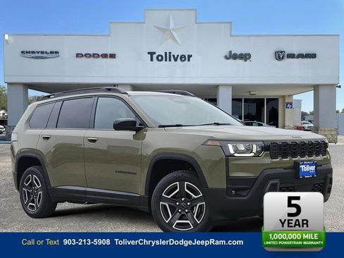 New 2026 Jeep Cherokee Laredo AWD/4WD image 1
