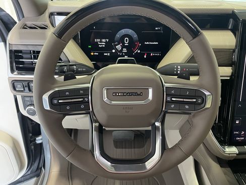New 2026 GMC Yukon XL Denali w/ Denali Reserve Package image 19