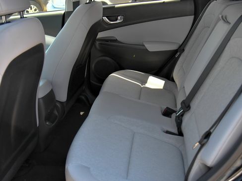 Used 2023 Hyundai Kona SE w/ Cargo Package FWD image 34