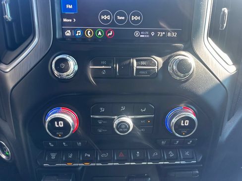 Certified 2023 GMC Sierra 2500 Denali w/ Denali Ultimate Package AWD/4WD image 4