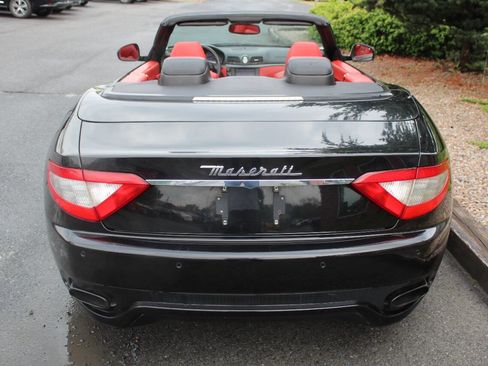 Used 2012 Maserati GranTurismo Sport RWD image 8