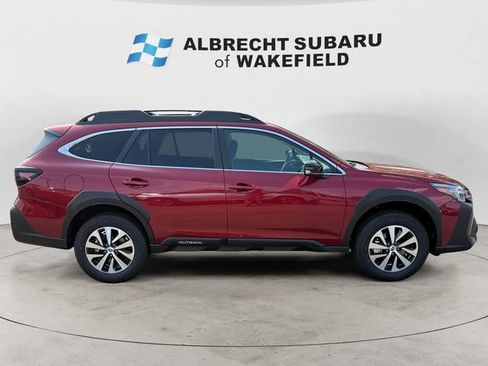 Certified 2025 Subaru Outback Premium AWD/4WD image 6