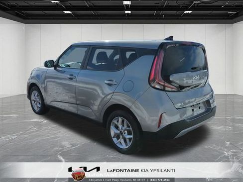 Certified 2023 Kia Soul LX w/ Option Group 015 image 3