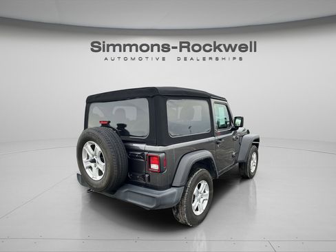 Used 2022 Jeep Wrangler Sport S image 7