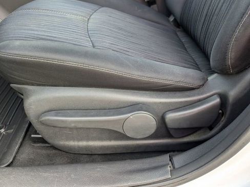 Used 2016 Nissan Sentra SV image 17