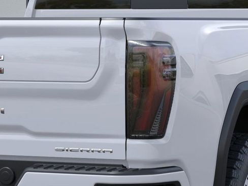 New 2026 GMC Sierra 2500 Denali w/ Technology Package AWD/4WD image 11