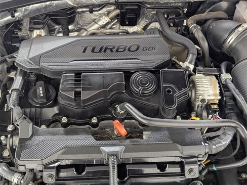 Used 2022 Kia K5 GT-Line w/ GT-Line FWD Premium Package image 10