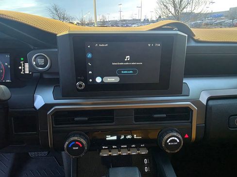 Used 2025 Toyota 4Runner SR5 image 20