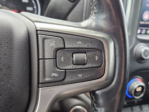Used 2021 Chevrolet Silverado 1500 LT AWD/4WD image 24