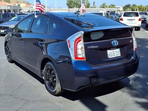 Used 2012 Toyota Prius Three FWD image 5