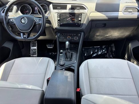 Used 2021 Volkswagen Tiguan SE R-Line w/ 3rd Row Seat Package AWD/4WD image 13