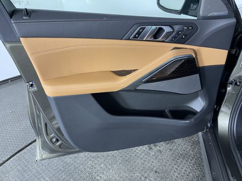 New 2026 BMW X6 xDrive40i w/ Climate Comfort Package image 9