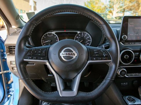 Used 2021 Nissan Sentra SV image 17