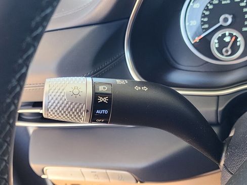 Used 2022 Genesis GV80 3.5T w/ Advanced Package 06 image 37